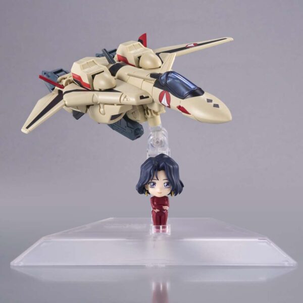 MACROSS PLUS YF-19 WITH MYUNG FANG